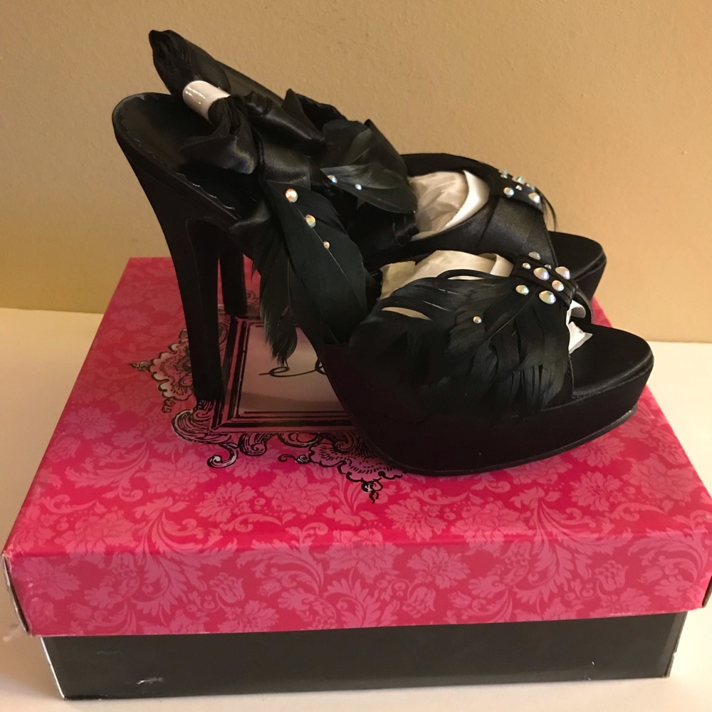 Black Swan Feather Crystal Heels Tie Up Wrap